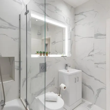 Spacious Luxury Apartment King Bed - Central Location London Exterior photo