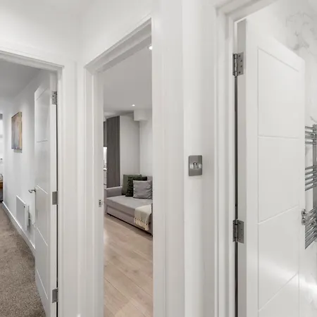 Spacious Luxury Apartment King Bed - Central Location London Exterior photo